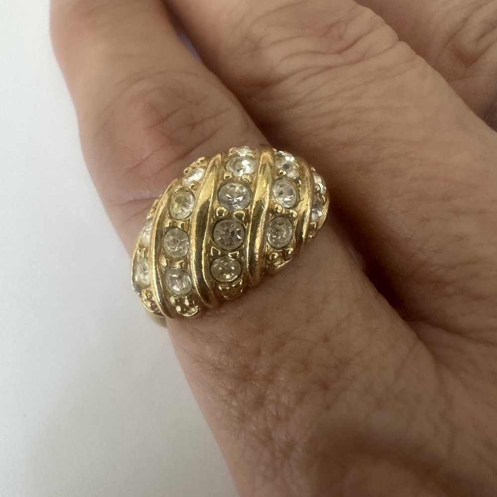VTG 1980's Avon Gold Tone Clear Rhinestone Dome Cocktail Ring Size 10 Statement
